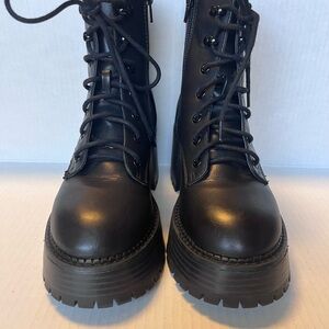 MIA Elija Black Faux Leather Chunky Block Heel Lace Up Boots Women's Size 7.5